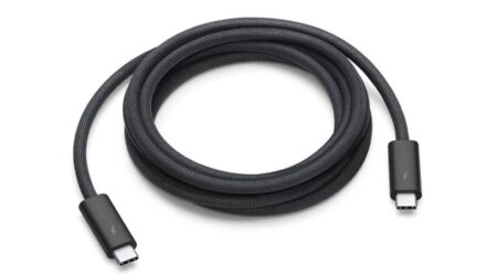 Και όμως: Η Apple ξεκίνησε να πουλά αυτό το καλώδιο 149 ευρώ…