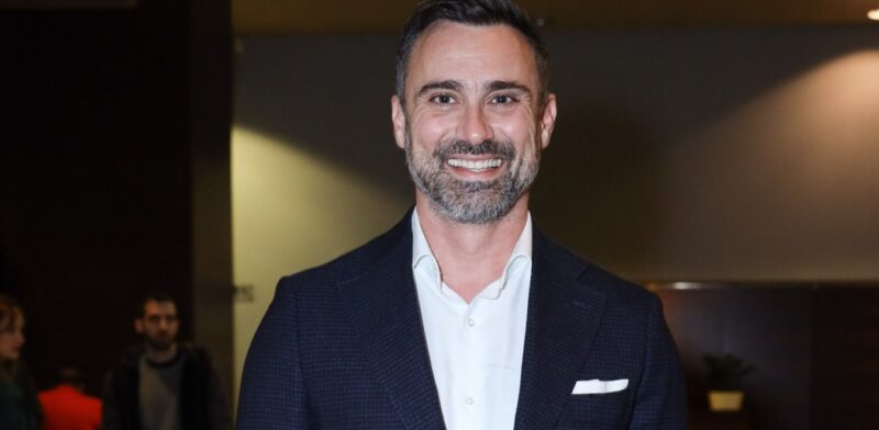 Γιατί γκρινιάζουν στην ΕΡΤ για τη νέα εκπομπή του Καπουτζίδη – Πόσο θα κοστίσει