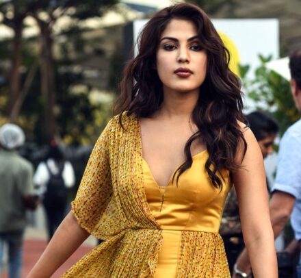 Ελεύθερη με εγγύηση η ηθοποιός του Μπόλιγουντ Ρέα Σακραμπόρτι: Το σκάνδαλο που συγκλονίζει την Ινδία